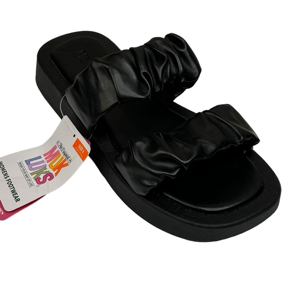 Muk Luks Women’s South Beach Black Rouched Straps Small Platform Wedge Size 8